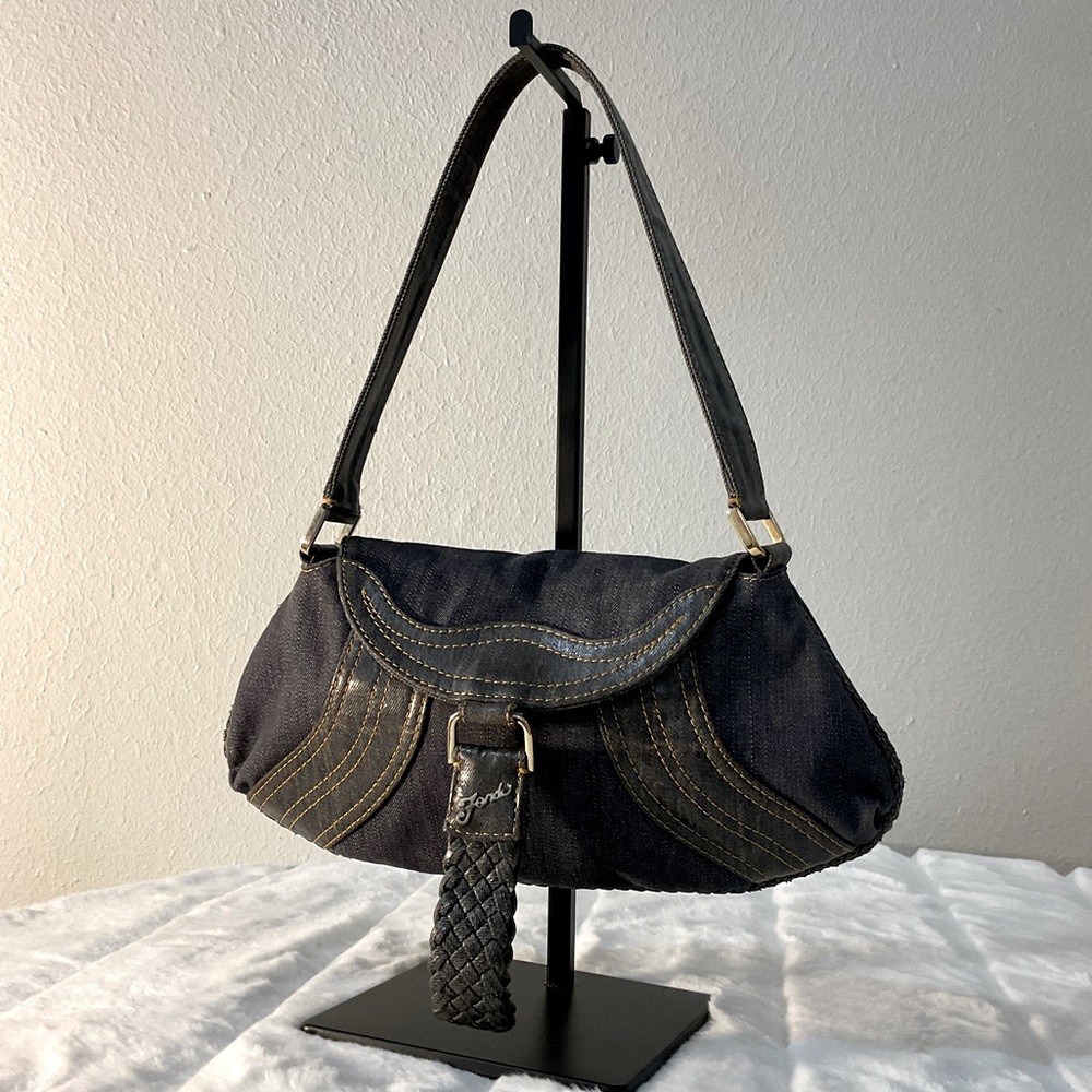 Fendi denim pochette 💙